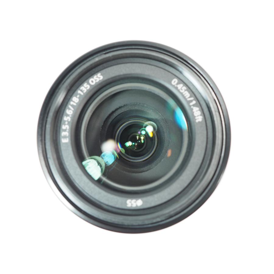 【 美品 】SONY E 18-135mm F3.5-5.6 OSS SEL18135 レンズ ALC-SH153 純正フード 元箱付 ソニー［管SO8109