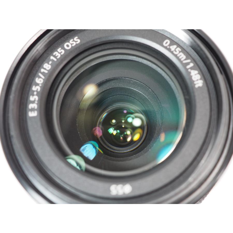 【 美品 】SONY E 18-135mm F3.5-5.6 OSS SEL18135 レンズ ALC-SH153 純正フード 元箱付 ソニー［管SO8109