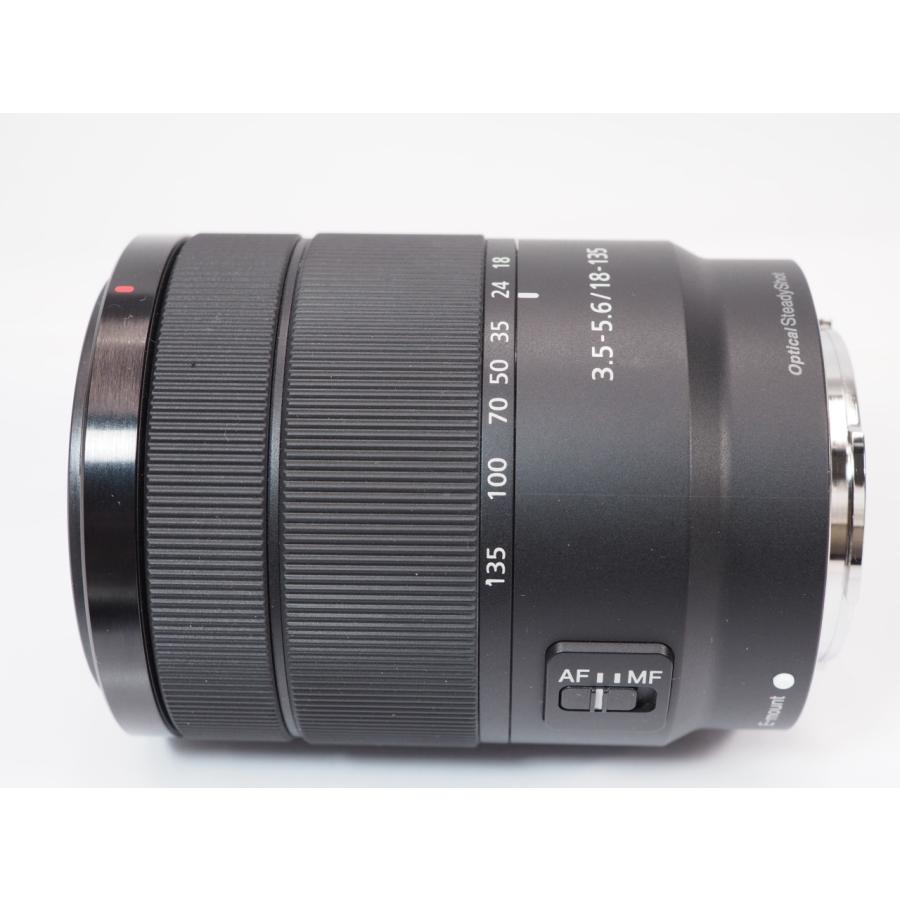 【 美品 】SONY E 18-135mm F3.5-5.6 OSS SEL18135 レンズ ALC-SH153 純正フード 元箱付 ソニー［管SO8109