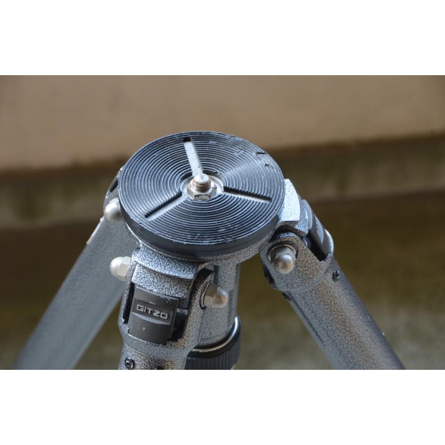 GITZO（ジッツオ） 【 堅牢 大型三脚 】GITZO G320 3段 三脚 雲台なし 