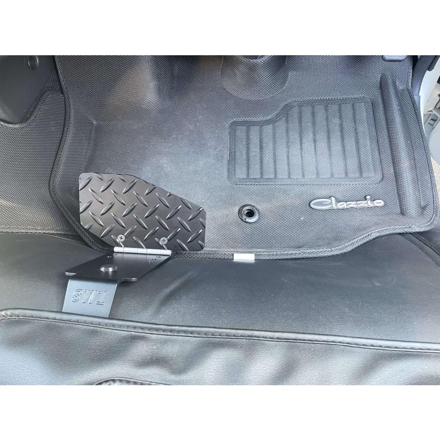 T&M STYLE ハイエース レジアスエース ２００系 スーパーGL用１型~８型対応 運転席＆助手席 足のせるやつ＆となりで足のせるやつ・スタンダード品セット |  | 16