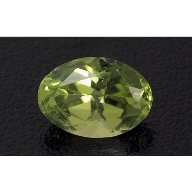 ペリドット ルース 0.83ct オーバル ペリドート 橄欖石 イブニング  