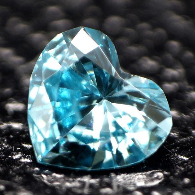 ブルーダイヤモンド ルース トリートメント 0.036ct アイスブルー系 SI