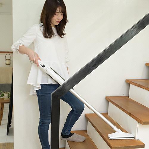山善 YAMAZEN 軽量コードレススティッククリーナー ホワイト