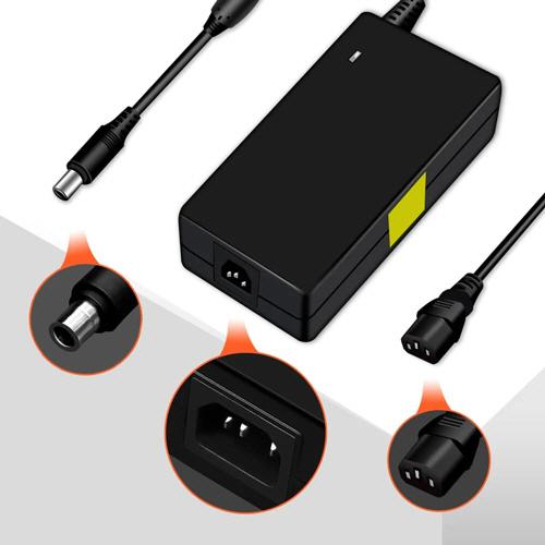 ジャクリ ACアダプター 300W（Jackery ポータブル電源