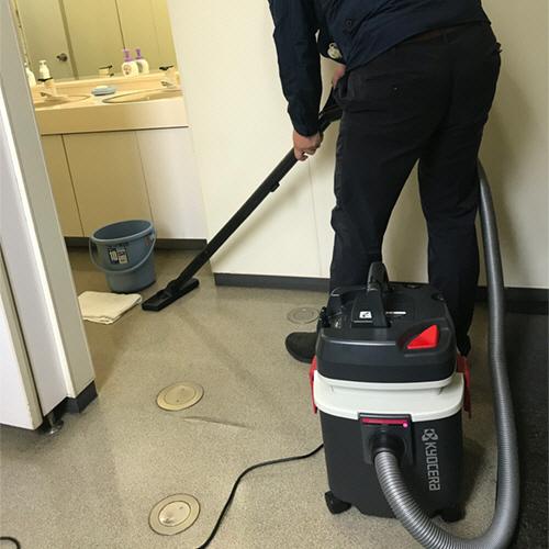 京セラインダストリアルツールズ 乾湿両用集じん機 AVC1150