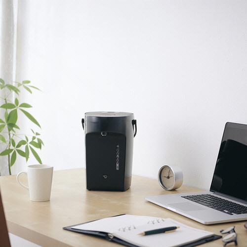 象印 象印 マイコン沸とう電動ポット 2L ストレートブラック 象印 象印 マイコン沸とう電動ポット 2L ストレートブラック