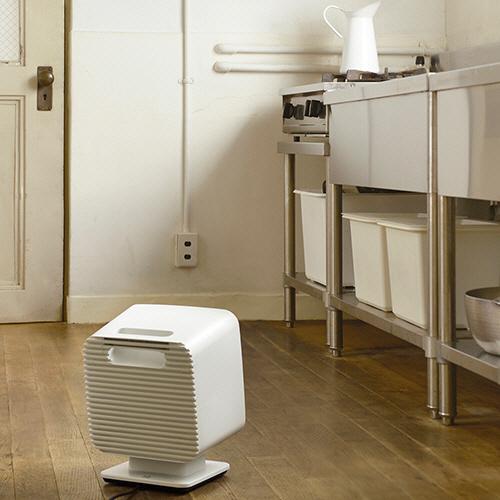 0（プラスマイナスゼロ） リフレクトヒーター Z310（自動首振り