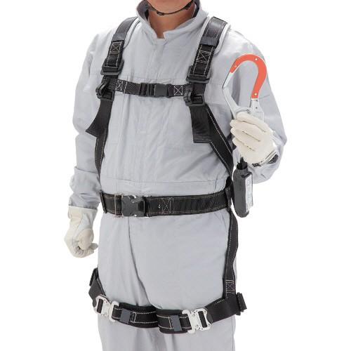 トーヨーセフティー　フルハーネス型　小型巻取式ランヤード（赤色樹脂蛍光プレートフック）　黒／赤　Ｍ　１３３−ＴＲ−Ｒ　１本 （直送）