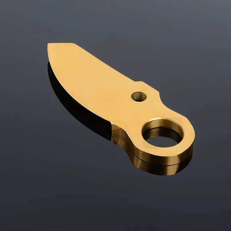 【最終】 充電式電動ハサミ 剪定ばさみ 2個バッテリー付き 切断直径28mm プロ庭木/枝切り/果樹用 庭木/枝切り/剪定鋏 園芸用剪定用具 【6374501014】(23129円)