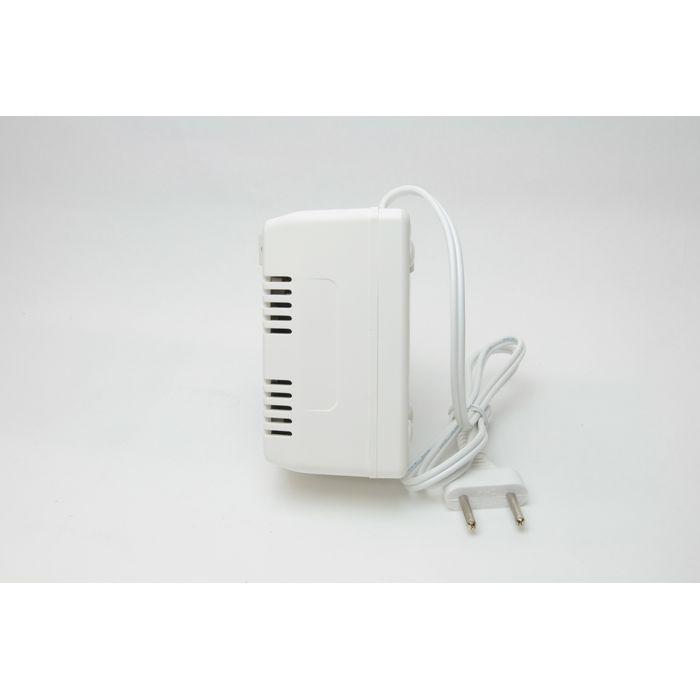 日章工業 TS 121E 変圧器 海外 旅行用 トランス式 AC220V AC240V 50