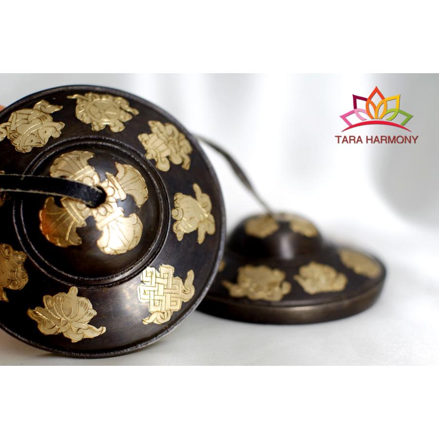 高級ティンシャ【彫金・八吉祥文様】 [TS231078-7D] #チベタンベル 