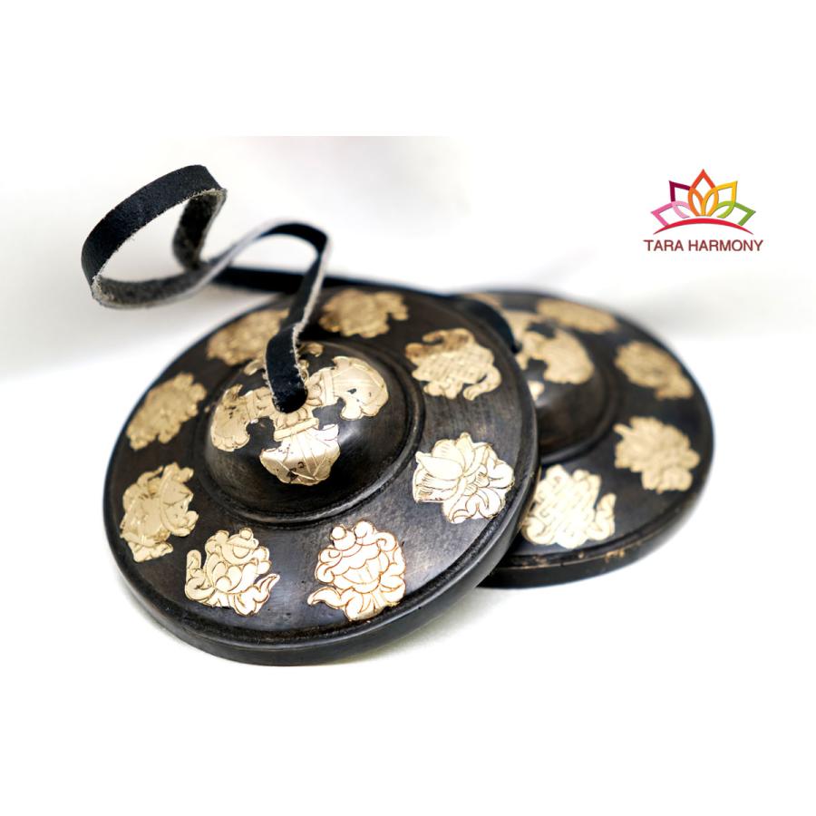高級ティンシャ【彫金・八吉祥文様】（美音）　[TS241160-07D]　#チベタンベル　#ヨガ　#浄化　#ヒーリング 【Hollowed】