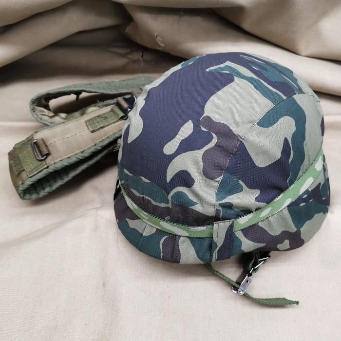数量限定 陸上自衛隊 旧迷彩 カバー付きヘルメット 鉄帽ゴム付 数量限定 陸上自衛隊 旧迷彩 カバー付きヘルメット 鉄帽ゴム付
