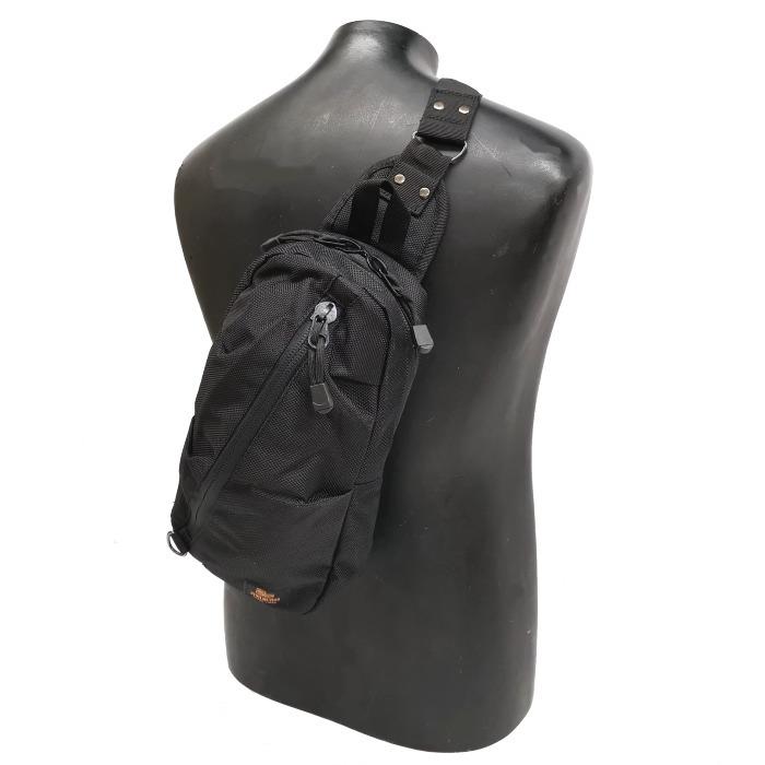 ☆PX品 自衛隊 ミリタリーカラー ボディバッグ 31cm×17cm×17cm