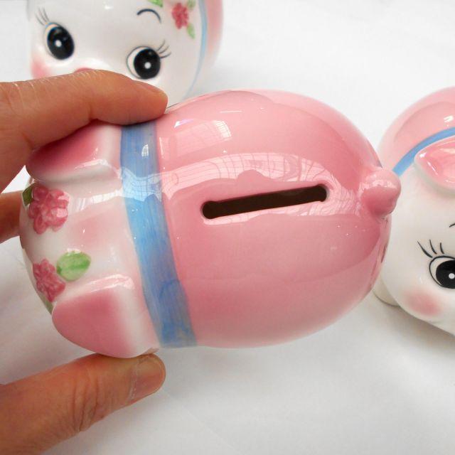 貯金箱 豚の貯金箱（陶器製） 中サイズ : 駄菓子とおもちゃの太郎と