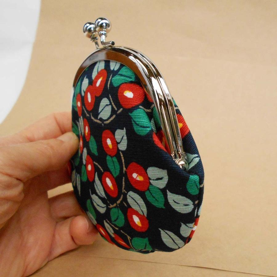 竹久夢二］がま口 黒地つばき柄 大正ロマン 母の日ギフト : 駄菓子と