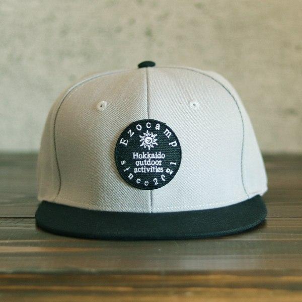 EzocamP kids スナップバックキャップ アウトドア 北海道発 店舗