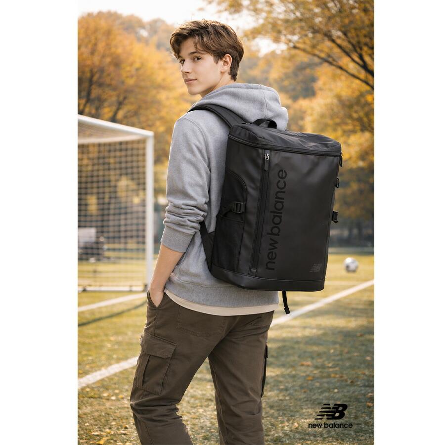 NewBalance（ニューバランス） 撥水ボックスリュック 32L AC3545H クロ 