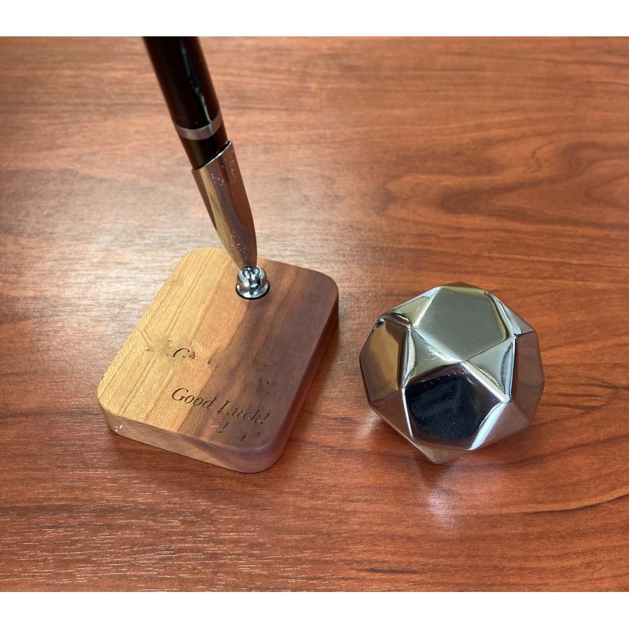 2034) オブジェ・文鎮・ペーパーウェイト・鈴 まとめて7個 2034) オブジェ・文鎮・ペーパーウェイト・鈴 まとめて7個 2034