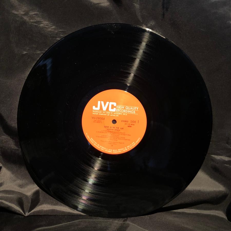 Salena Jones / Love Is In The Air LP JVC : tatsuda records - 通販