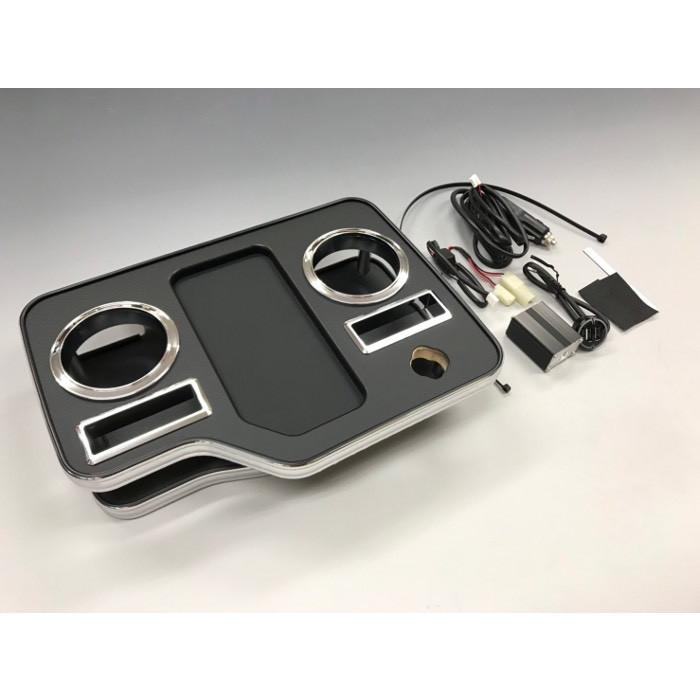 BUSSELL トヨタ ハイエース 200系専用USB急速充電ポート付センター