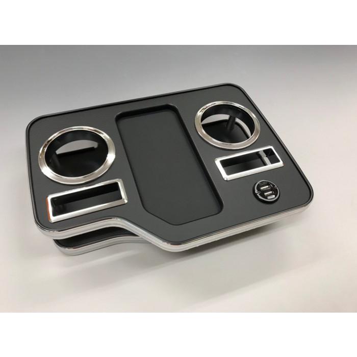 BUSSELL トヨタ ハイエース 200系専用USB急速充電ポート付センター