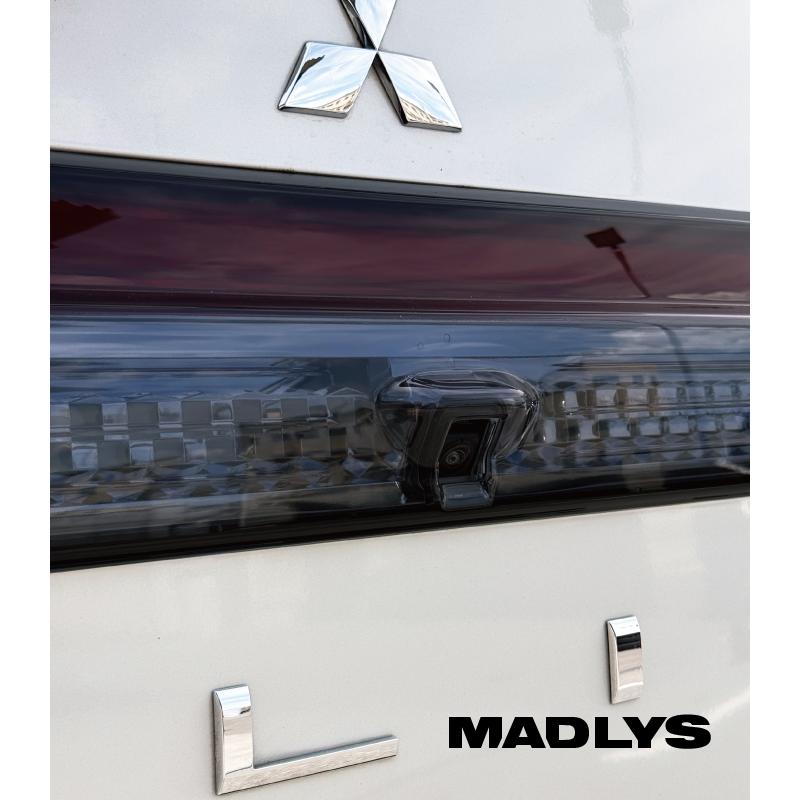 MADLYS デリカD5 後期1型 スモークテールランプカバー 1台分セット