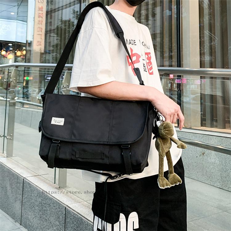 ランキングTOP10 ショルダーバッグ黒 男女兼用 スクエア シンプル カジュアル 軽い 斜めがけ ショルダーバッグ黒 男女兼用 スクエア シンプル カジュアル 軽い 斜めがけ
