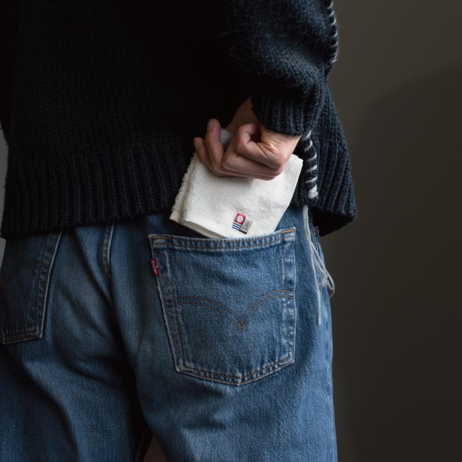 新品　2CD+ポストカード+Tシャツ+タオル　Li Zhi リー・ジー　李志 新品 2CD+ポストカード+Tシャツ+タオル Li Zhi リー・ジー 李志