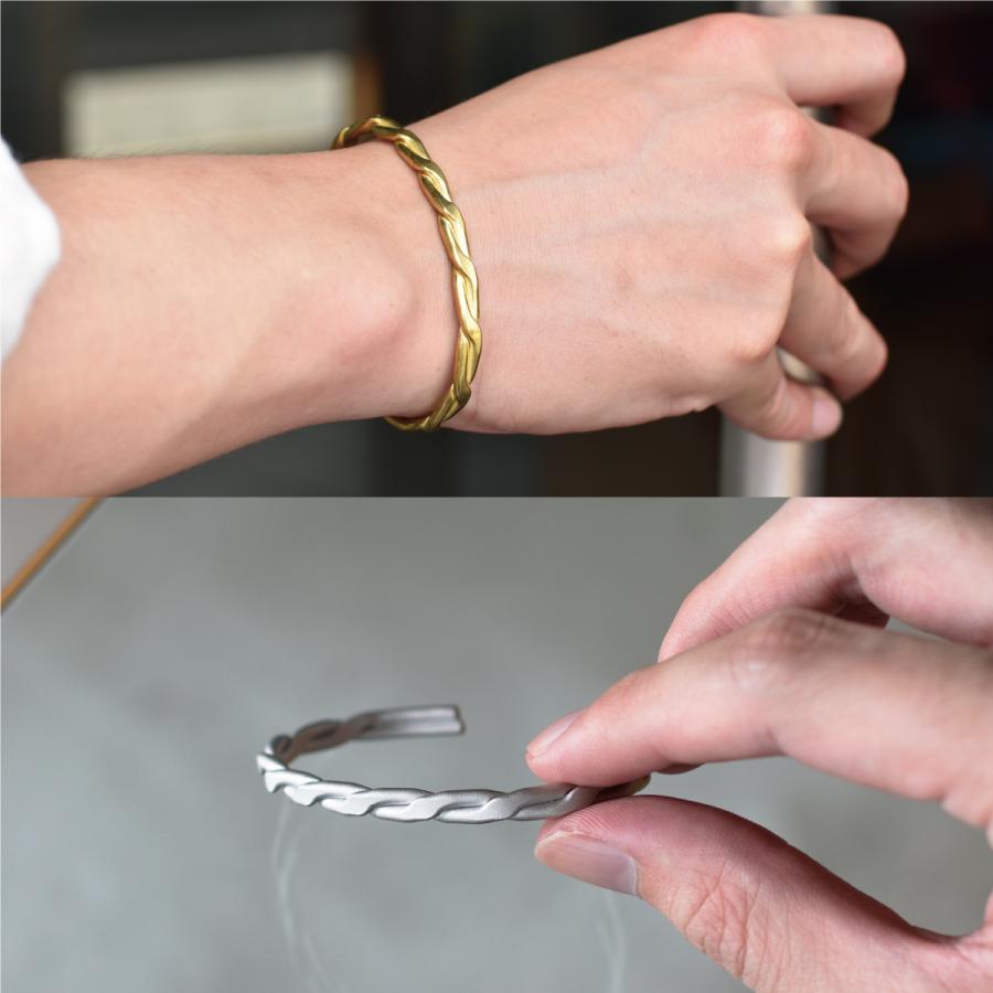 在庫限り 廃盤品）バングル メンズ ツイスト シルバー ゴールド 真鍮
