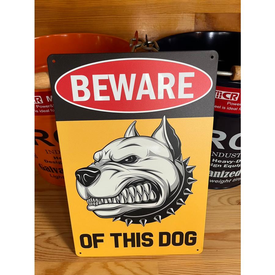 ブリキ看板 犬に注意 BEWARE OF DOG ペット持ち込み禁止 警告 猛犬注意