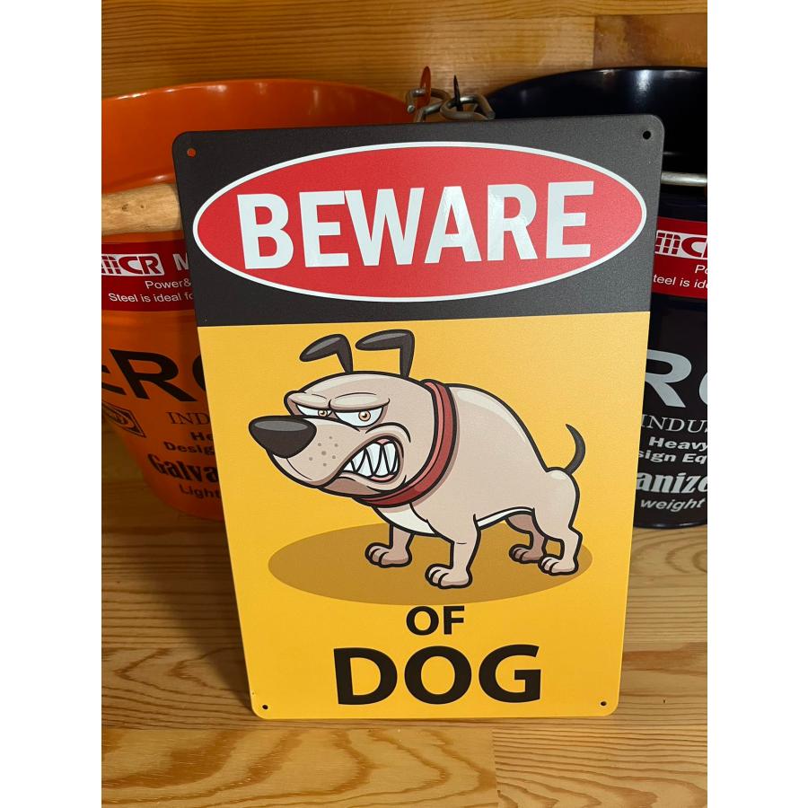 ブリキ看板 犬に注意 BEWARE OF DOG ペット持ち込み禁止 警告 猛犬注意