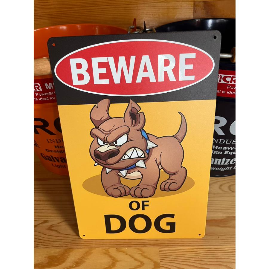ブリキ看板 犬に注意 BEWARE OF DOG ペット持ち込み禁止 警告 猛犬注意