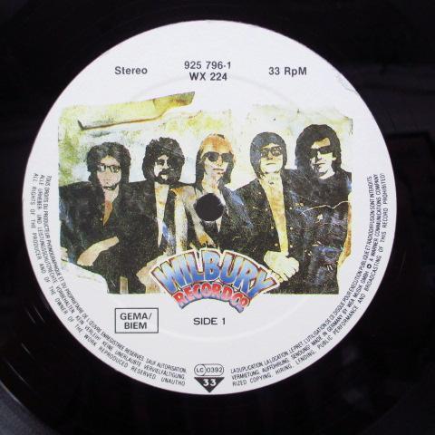 TRAVELING WILBURYS-Vol.1 (German オリジナル LP+未使用ステッカー