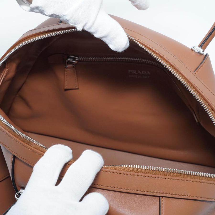 PRADA プラダ 鞄 ハンドバッグ ブランド トートバッグ ブラウン
