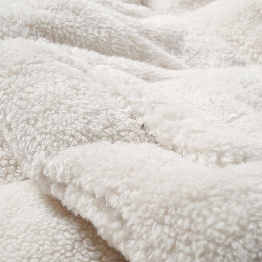 UGG アグ Emmalyn UGGfluff Puffer Jacket エマリン UGGフラッフ UGG アグ Emmalyn UGGfluff Puffer Jacket エマリン UGGフラッフ