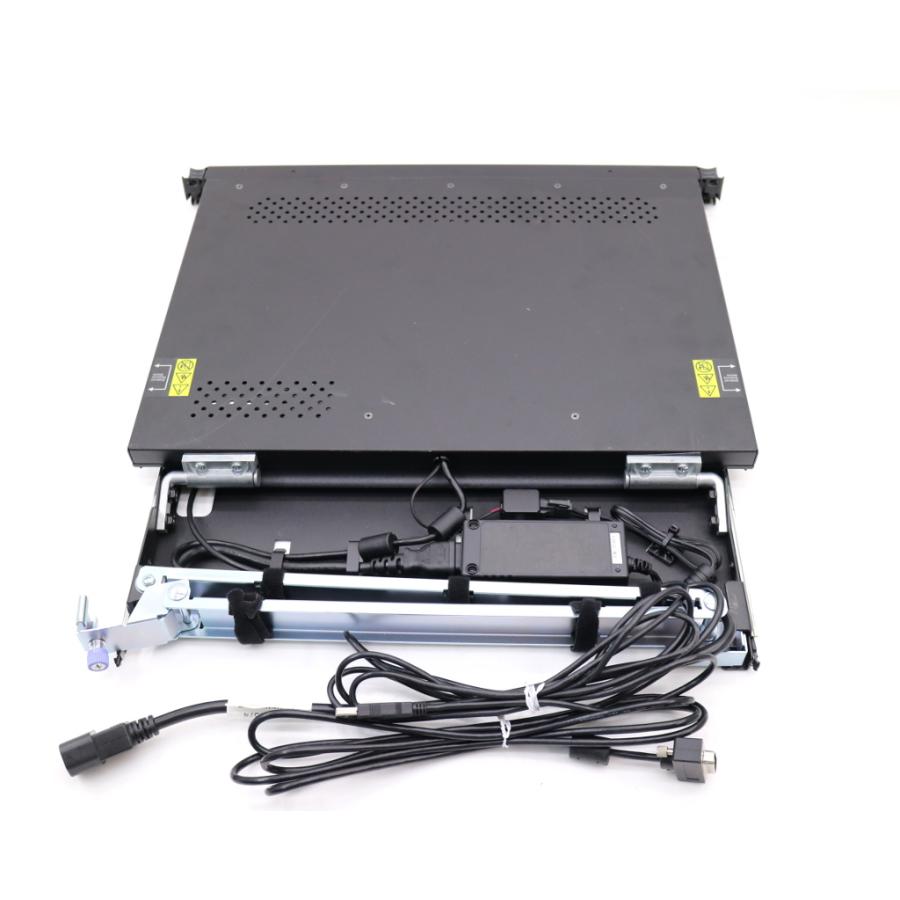 モニターIBM 7316-TF4 18.5インチ1Uラックマウント フラット モニターIBM 7316-TF4 18.5インチ1Uラックマウント フラット