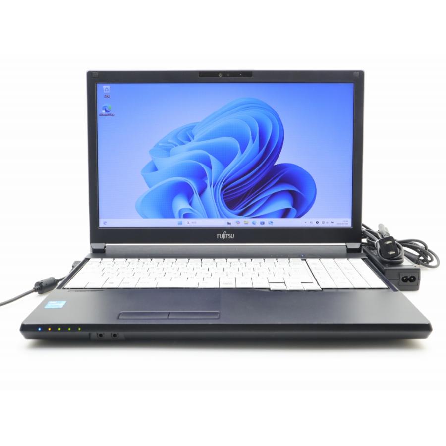 パソコン 富士通 LIFEBOOK A5511/G Core i3-1125G4 2GHz 8GB 256GB