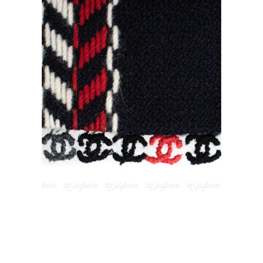 CHANEL シャネル スーツ カメリア付・トリコロール・ジャケット CHANEL シャネル スーツ カメリア付・トリコロール・ジャケット