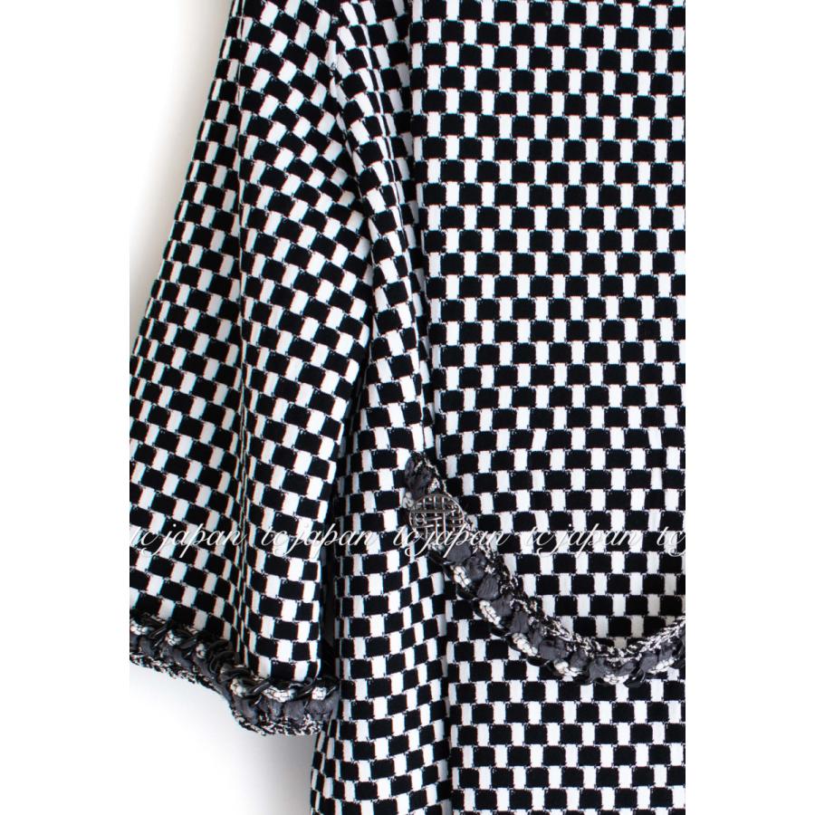 CHANEL 白黒チェック柄 フリル長袖トップス CHANEL 白黒チェック柄 フリル長袖トップス