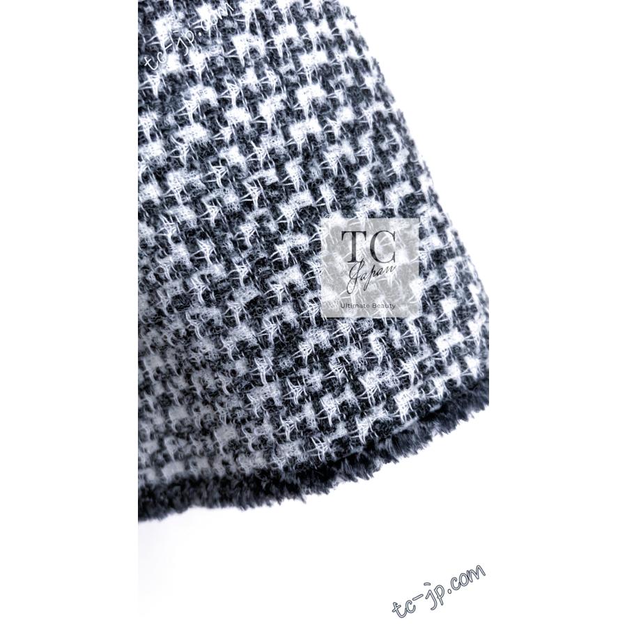 CHANEL（シャネル） ワンピース キーラナイトレイ着用 グレー ホワイト
