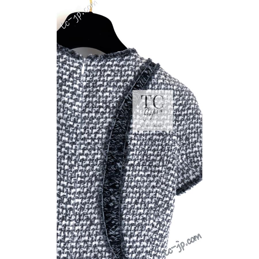 CHANEL（シャネル） ワンピース キーラナイトレイ着用 グレー ホワイト