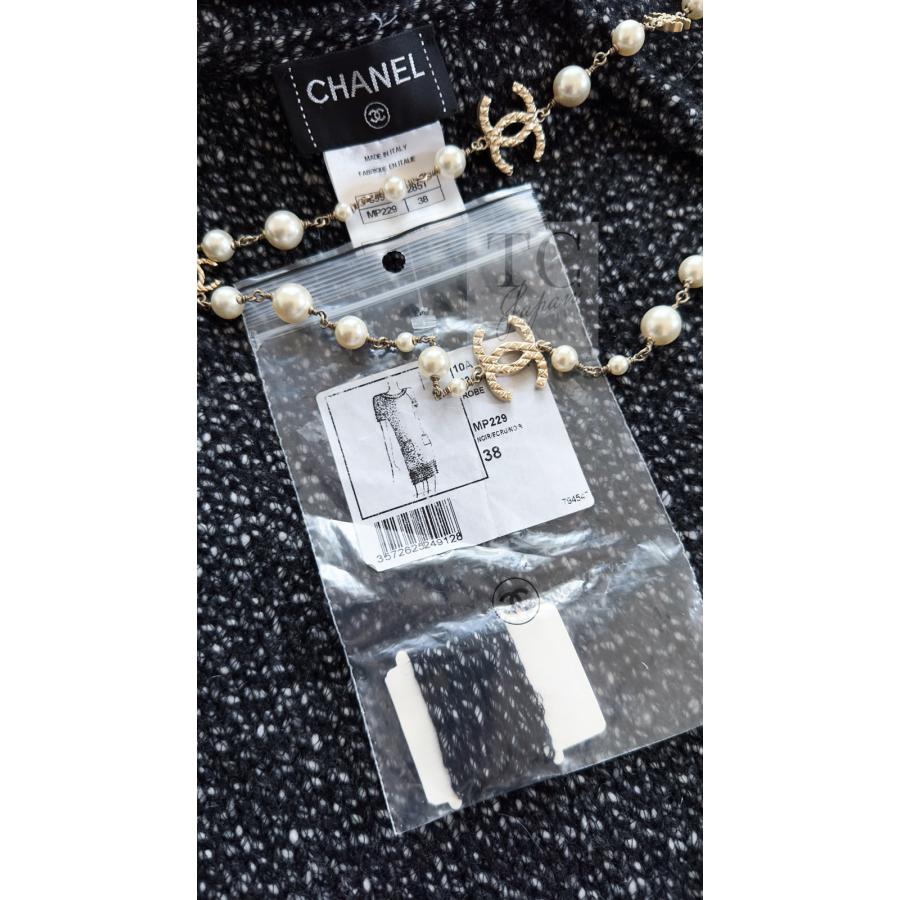 CHANEL（シャネル） ワンピース ブラック ファー トリム カシミヤ