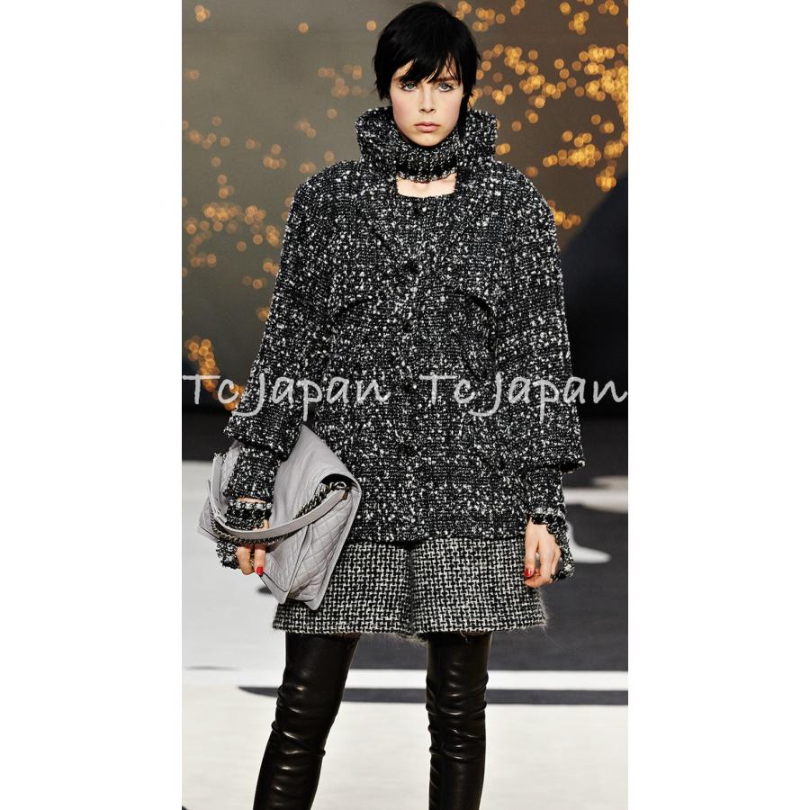 CHANEL シャネル ジャケット コート ブラック アイボリー CHANEL シャネル ジャケット コート ブラック アイボリー