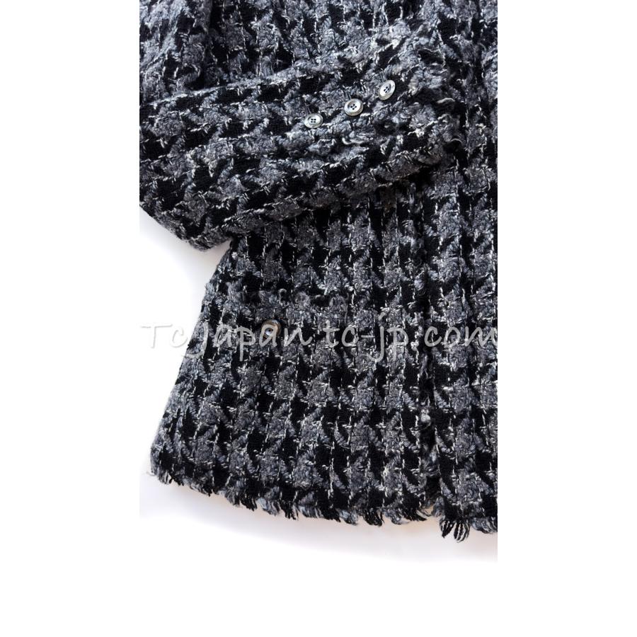 CHANEL シャネル ジャケット 貴重で珍しい! グレー ブラック CHANEL シャネル ジャケット 貴重で珍しい! グレー ブラック