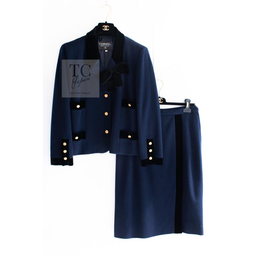 CHANEL（シャネル） スーツ ヴィンテージ ダークネイビー ブラック