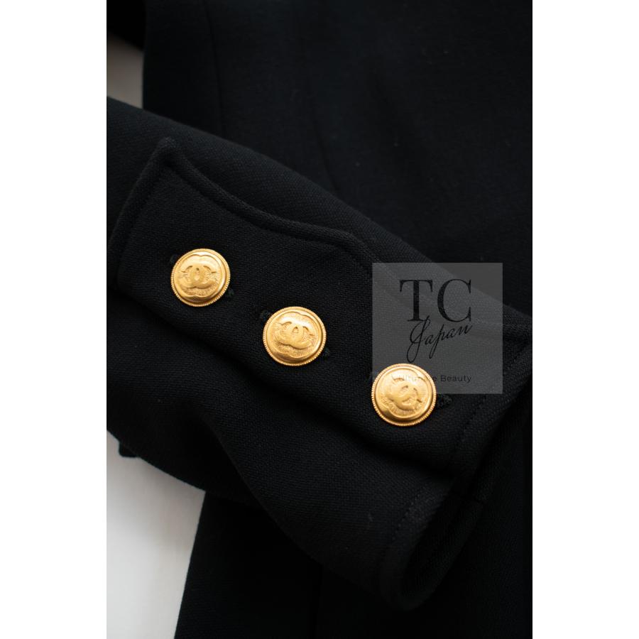 シャネル ヴィンテージ ジャケット スーツ CHANEL ブラック ウール ゴールド ココロゴ ボタン ミリタリー ジャケット スカート 超美品 36 CHANEL（シャネル） ヴィンテージ ジャケット スーツ ブラック ウール