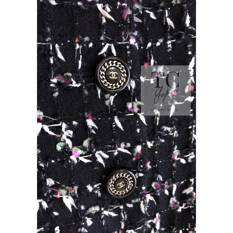 CHANEL（シャネル） 118万 ジャケット 入手困難 スーツ ブラック 