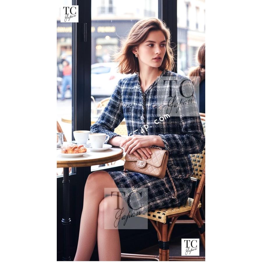 CHANEL（シャネル） ジャケット スーツ ネイビー ブルー アイボリー 